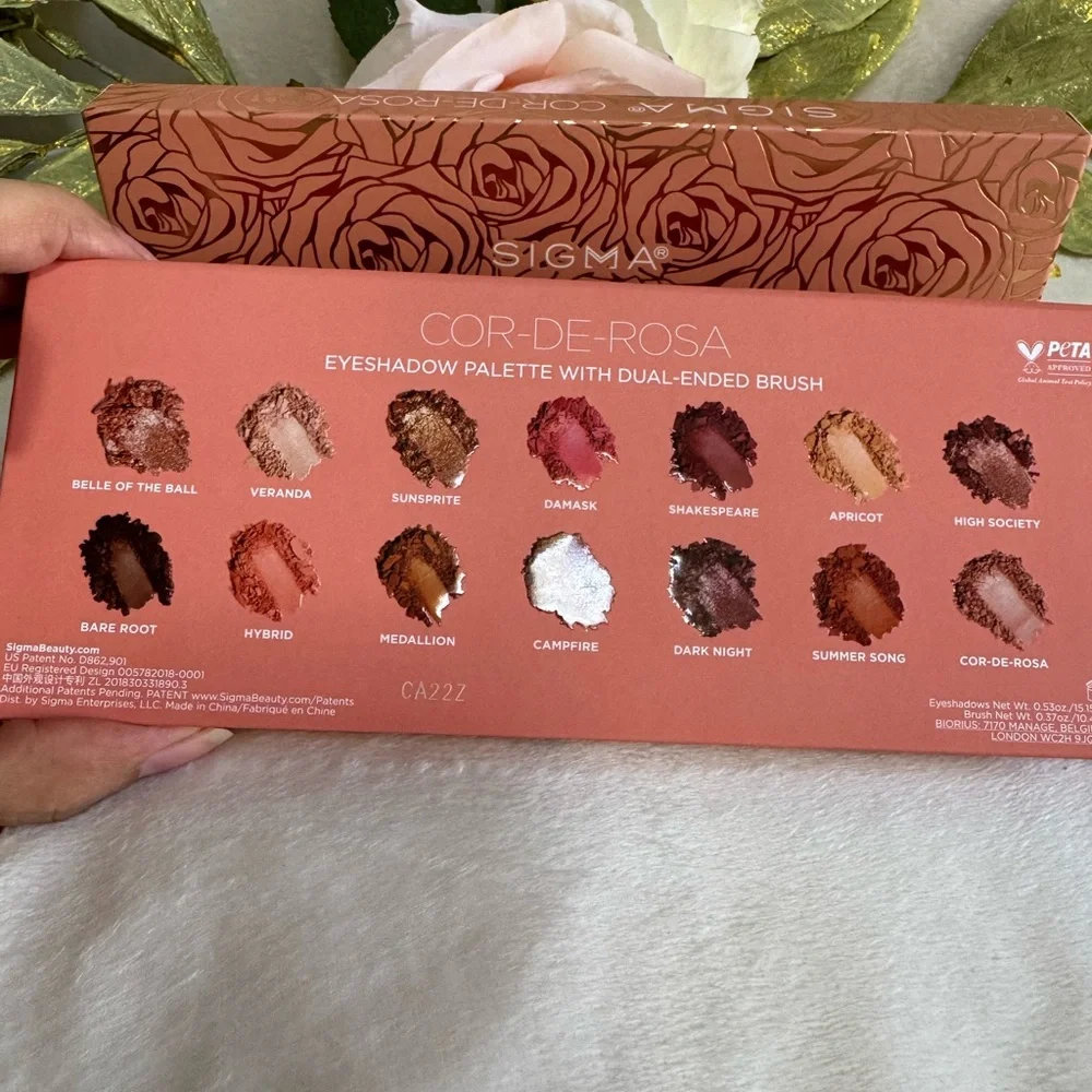 Sigma Beauty Cor-de-Rosa Eyeshadow Palette with Pink and Purple Hues